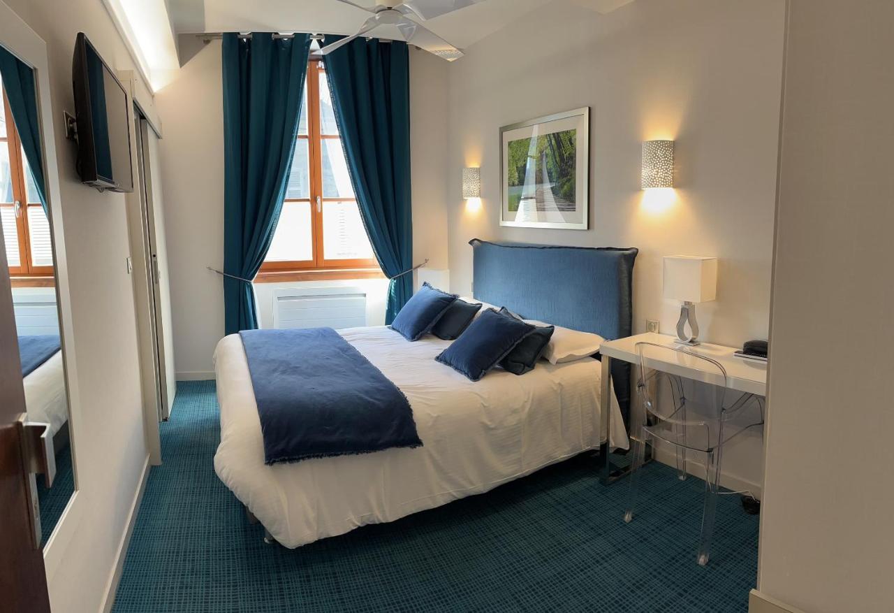 Logis Hotel Des Messageries อาร์บัวส์ ภายนอก รูปภาพ