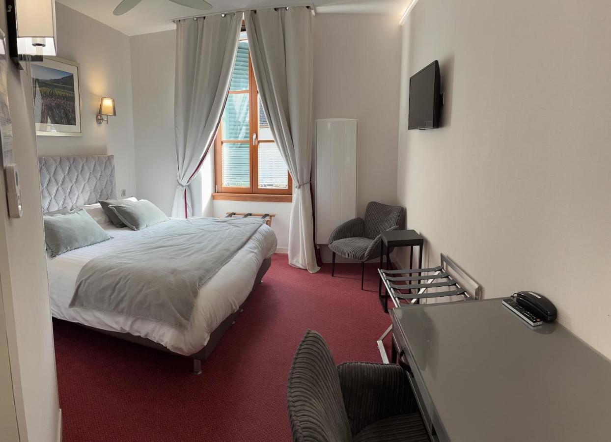Logis Hotel Des Messageries อาร์บัวส์ ภายนอก รูปภาพ
