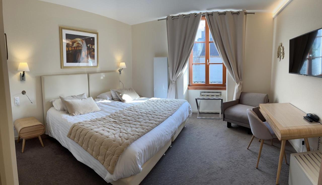 Logis Hotel Des Messageries อาร์บัวส์ ภายนอก รูปภาพ